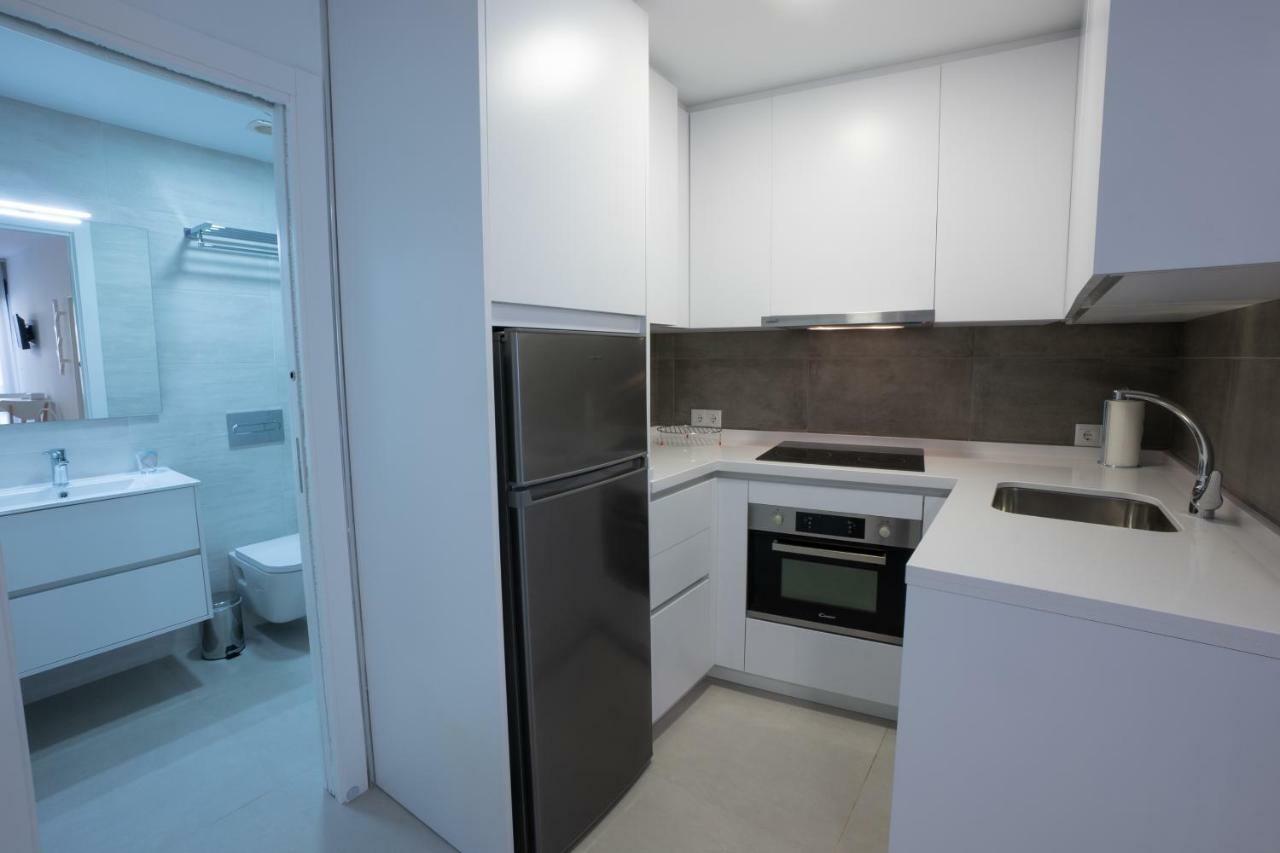 Apartamentos Mombasa 1 Planta Нерха Экстерьер фото