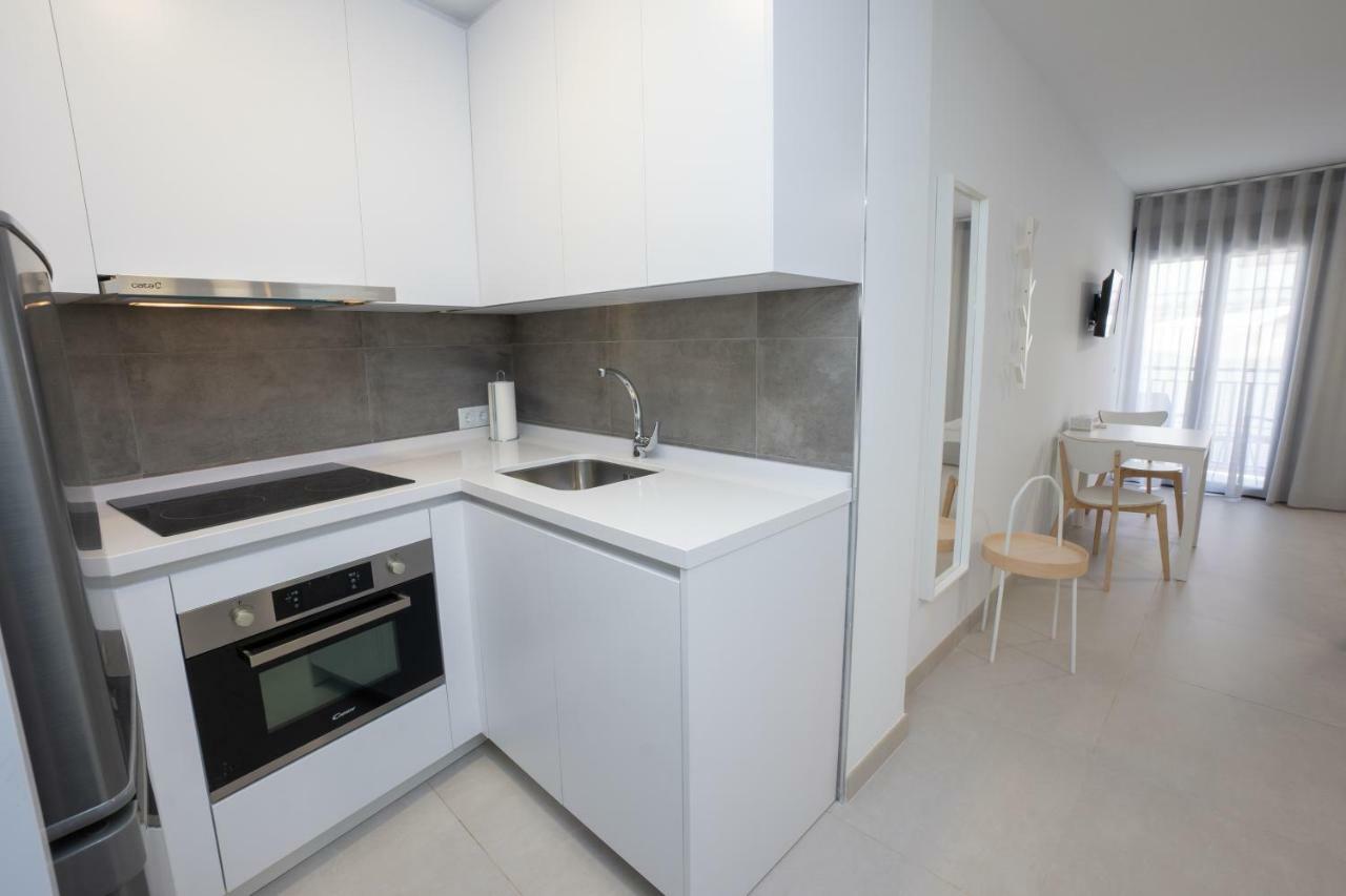 Apartamentos Mombasa 1 Planta Нерха Экстерьер фото
