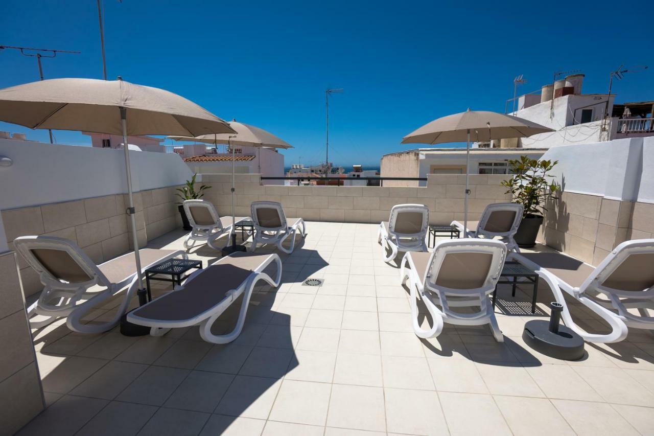 Apartamentos Mombasa 1 Planta Нерха Экстерьер фото