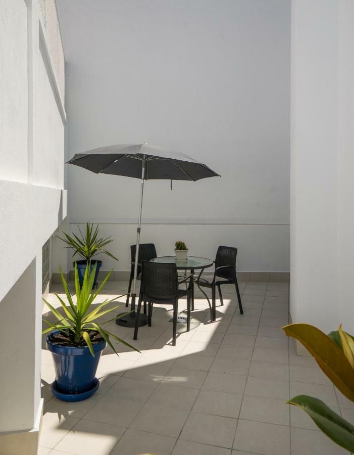 Apartamentos Mombasa 1 Planta Нерха Экстерьер фото